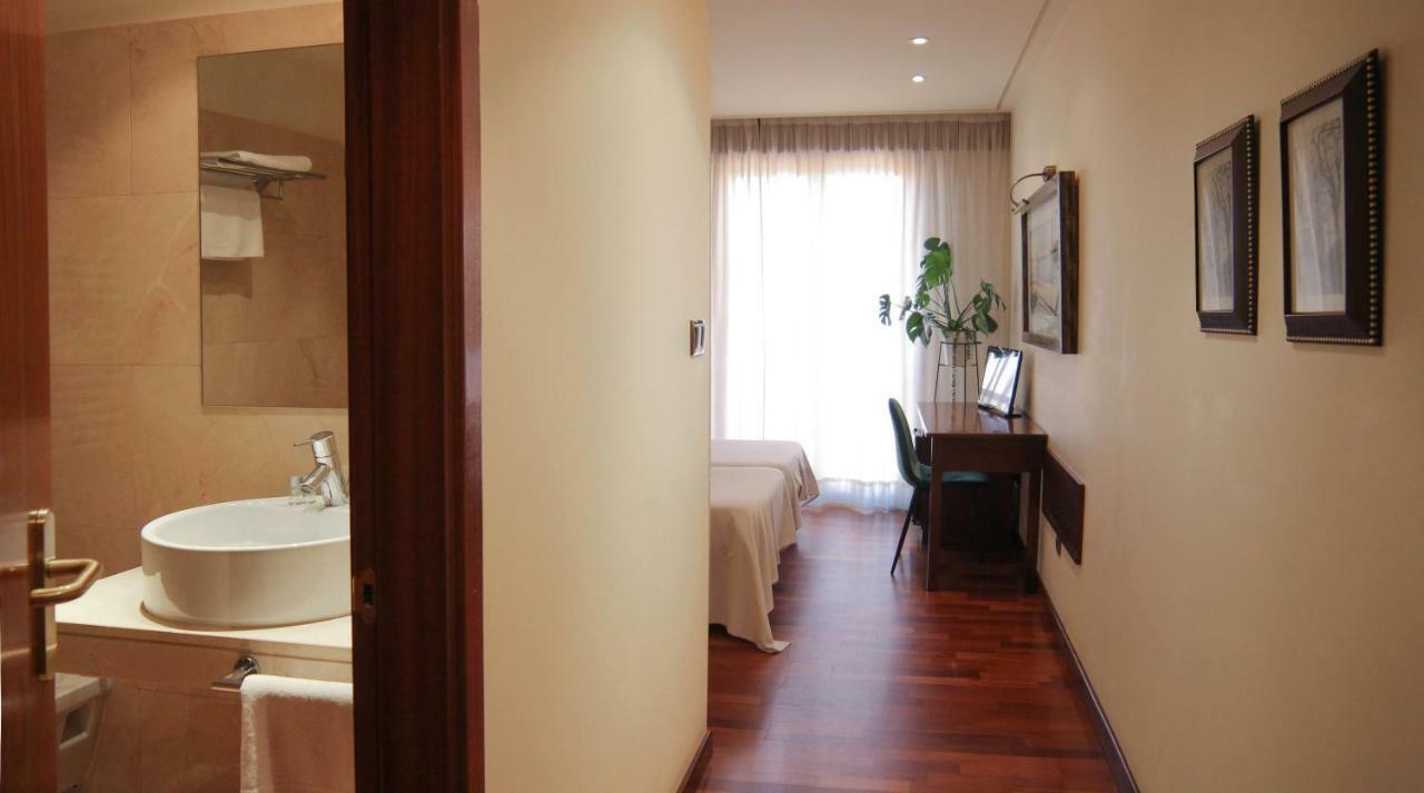 Hotel Garelos בטאנסוס מראה חיצוני תמונה